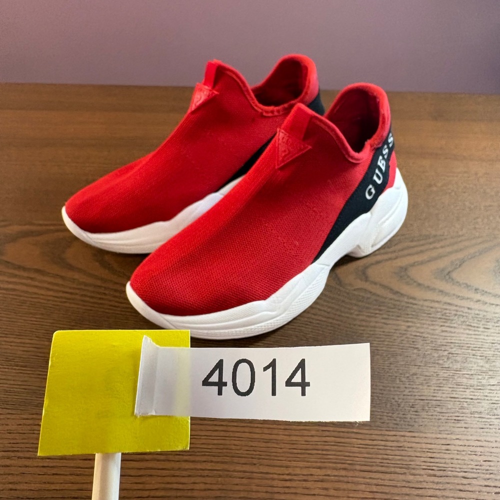 Guess Sneakers Women 7.5 Red Slip On Knit Sock Trainers WGLAKELEE - Picture 8 of 9